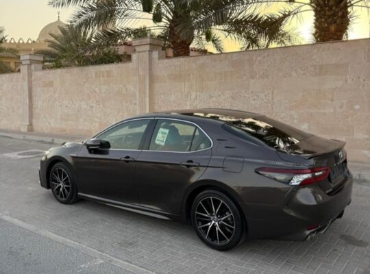 Toyota Camry Grandy 2023 Gcc full option for sale