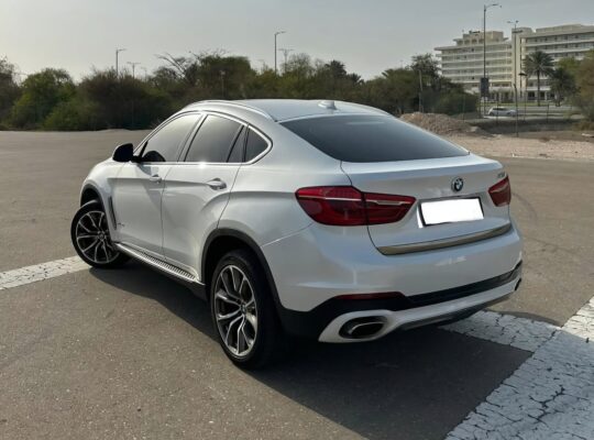 BMW X6 X Drive 2015 Gcc for sale