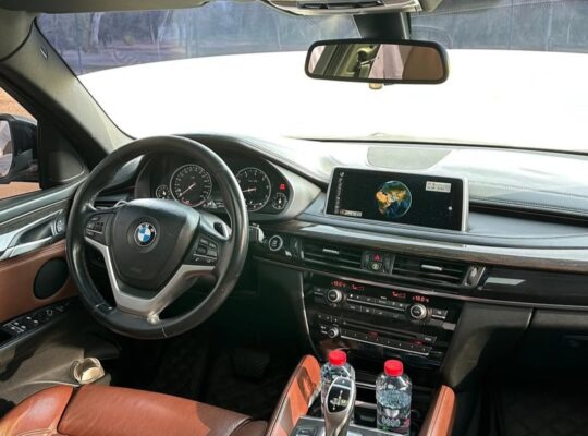 BMW X6 X Drive 2015 Gcc for sale