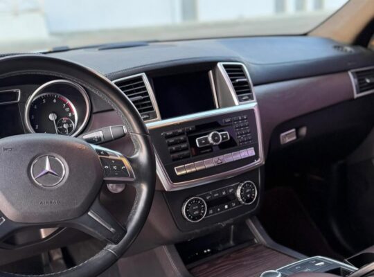 Mercedes GL500 Gcc 2016 for sale