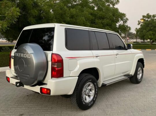 Nissan Patrol safari 2020 in good condition