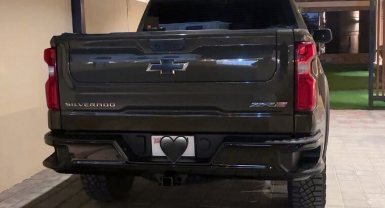 Chevrolet Silverado ZR2 2023 Gcc full option