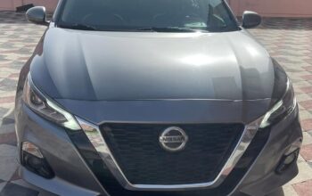 Nissan Altima SL 2019 USA imported