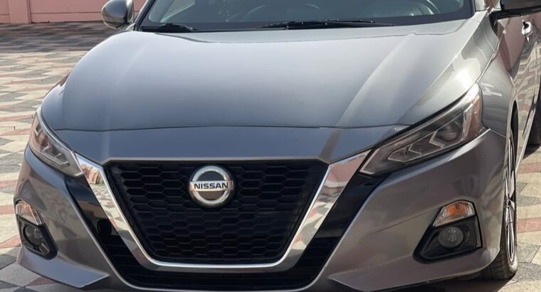 Nissan Altima SL 2019 USA imported