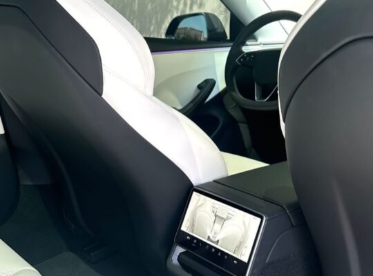 Tesla model 3 performance 2025 Gcc