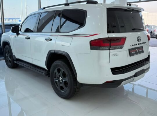 Toyota Land cruiser GR sport 2022 Gcc
