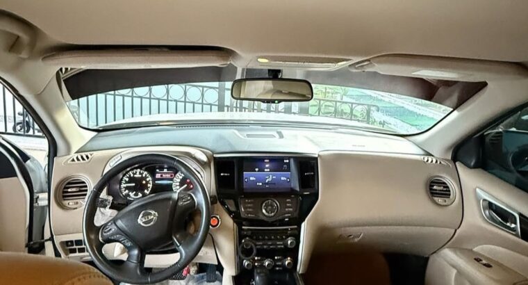 Nissan Pathfinder 2018 Gcc for sale
