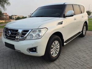 Nissan patrol SE 2015 mid option Gcc