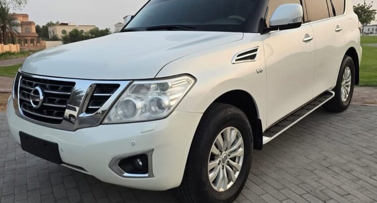 Nissan patrol SE 2015 mid option Gcc