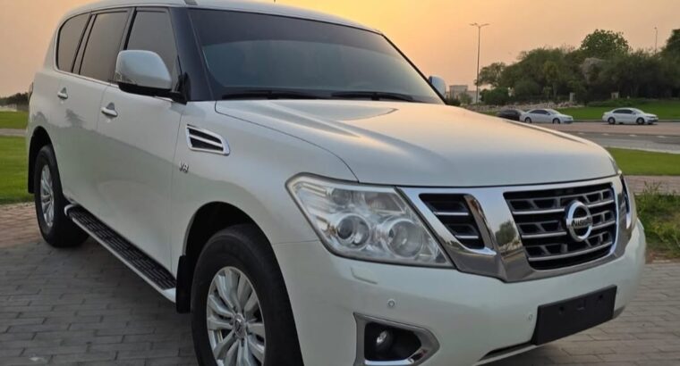 Nissan patrol SE 2015 mid option Gcc