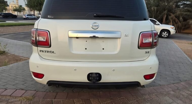 Nissan patrol SE 2015 mid option Gcc