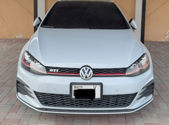 Volkswagen Golf GTI 2018 Gcc for sale
