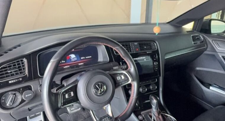 Volkswagen Golf GTI 2018 Gcc for sale