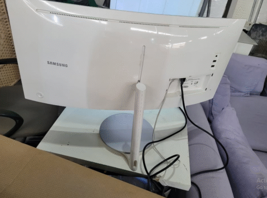 Samsung Ultrawide USB C Type Display Smart Monitor