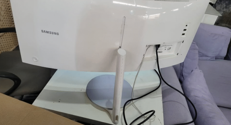 Samsung Ultrawide USB C Type Display Smart Monitor