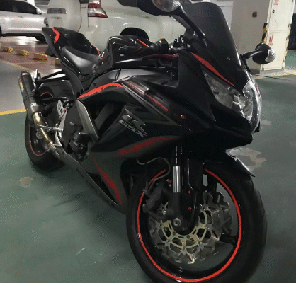 Suzuki GSXR 750cc 2010 in perfect condition for sa