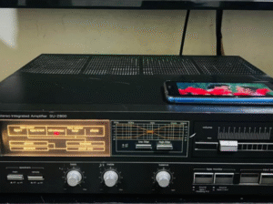 Technics stereo amp 100 W per channels for sale