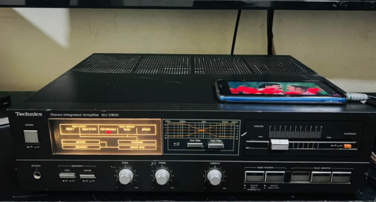Technics stereo amp 100 W per channels for sale