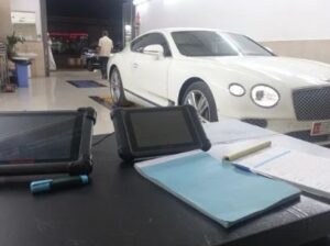 فحص متنقل للسيارات بالكمبيوتر