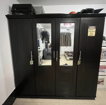 Wardrobe 4 doors for sale
