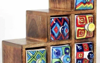 BRAND NEW WOODEN DRAWER CHEST FOR SALE