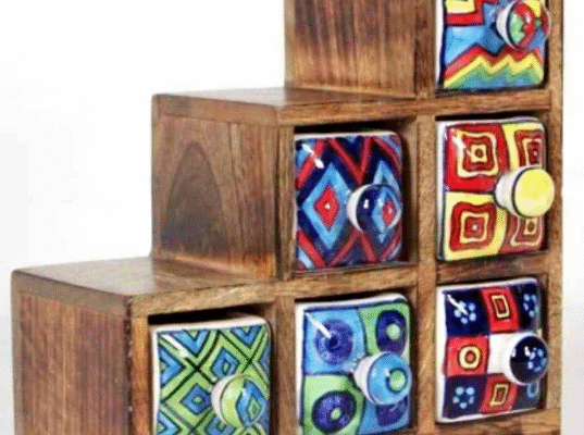 BRAND NEW WOODEN DRAWER CHEST FOR SALE