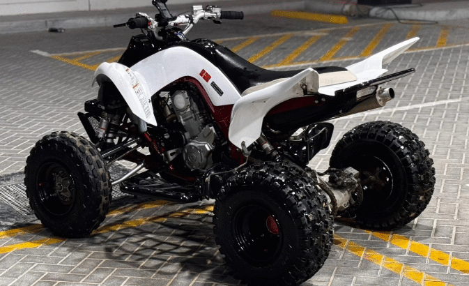 Raptor R 700 Special Edition 2009 in good conditio