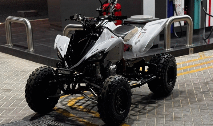 Raptor R 700 Special Edition 2009 in good conditio