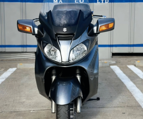 Suzaki Skywave 650 2008 Imported for sale