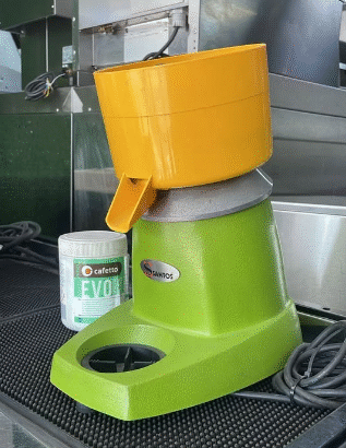 Santos Citrus Juicer “Classic” 11A For Sale