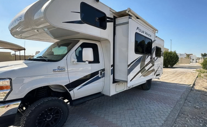 Caravan Ford E-450 Model 2023 American For Sale
