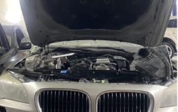 خدمة إصلاح السيارات