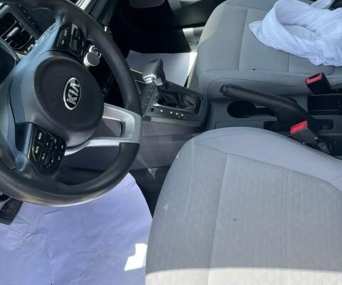 Kia Rio Hatchback 2018 Gcc 1.6 for sale