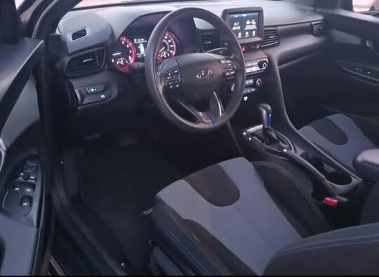 Hyundai Veloster 2019 in Good condition!!!