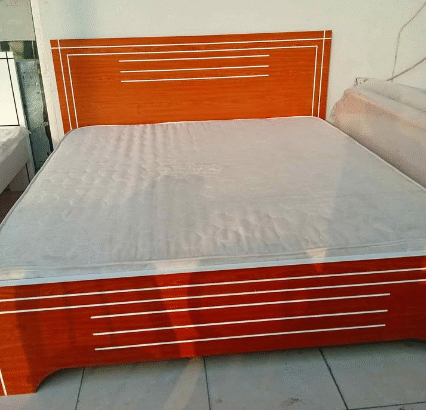 Bed king size with mattress for sale