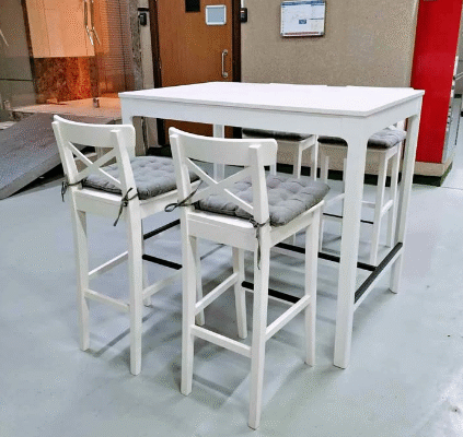 Bar table with charis for sale