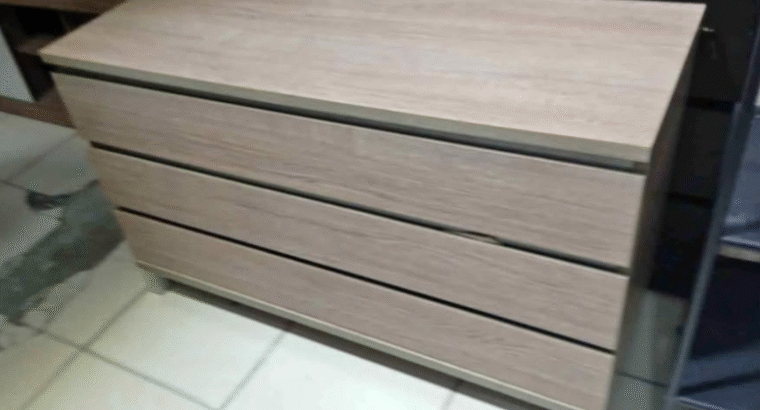 Chest of drawers home ceChest of drawntre for sale