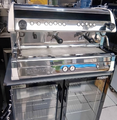 Coffee Machine in very good condition for sale