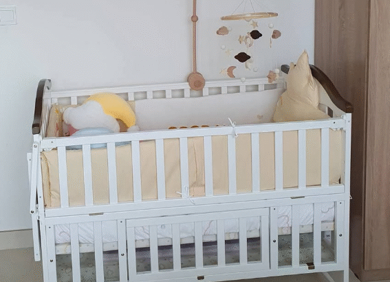 Crib 120x60cm with mattress for sal