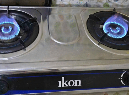 Gas stove Ikon and gas cylinder for sale
