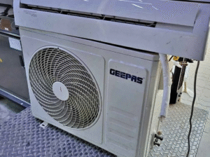 Split 2.0 Ton Air Conditioner Geepas For Sale