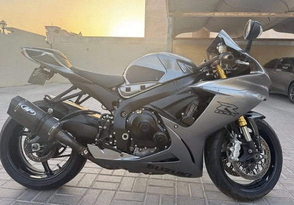Suzuki Gsxr750 2023 In excellent condition for sal