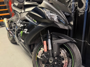 KAWASAKI ZX10-RR 2017 In excellent condition for s