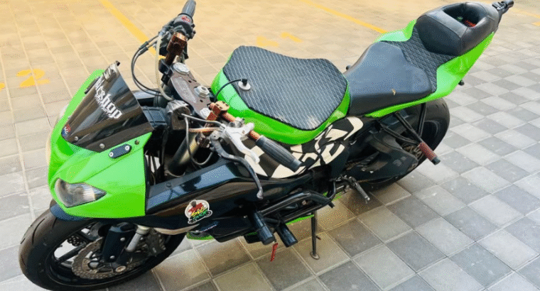 Kawasaki Zx6r 2010 In good condition for sale
