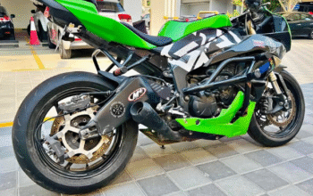 Kawasaki Zx6r 2010 In good condition for sale