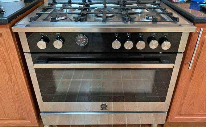 La Germania 90cm Top gas hobs oven electric cooker