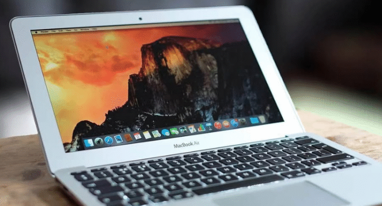 MacBook Air Core i5. 1.6GHZ’ For Sale’