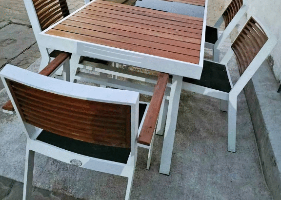 Outdoor table and chairs for sale