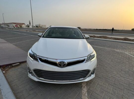 Toyota Avalon (Limited) Full Option 2015 USA impor
