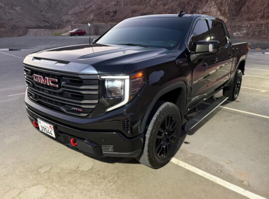 Gmc sierra AT4 2024 Gcc for sale